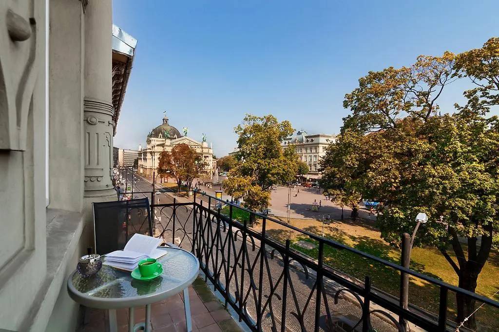 Svobody Ave Apartment Lviv